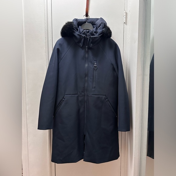 The Arrivals Navy Halstrom Parka - Men’s size XL Rated for -30F - Picture 2 of 11